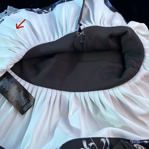 NWT Marciano Alexis Petal Pose Blue Floral Top Sz S - Picture 11 of 12